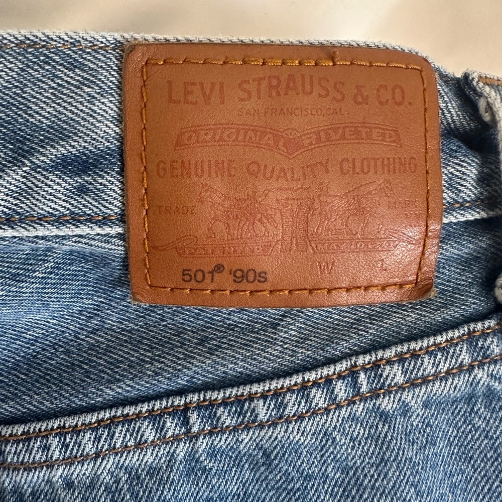 Levi’s 501 ‘90s Straight Leg Jeans | 100% Cotton | Vintage Wash - Picture 5 of 8